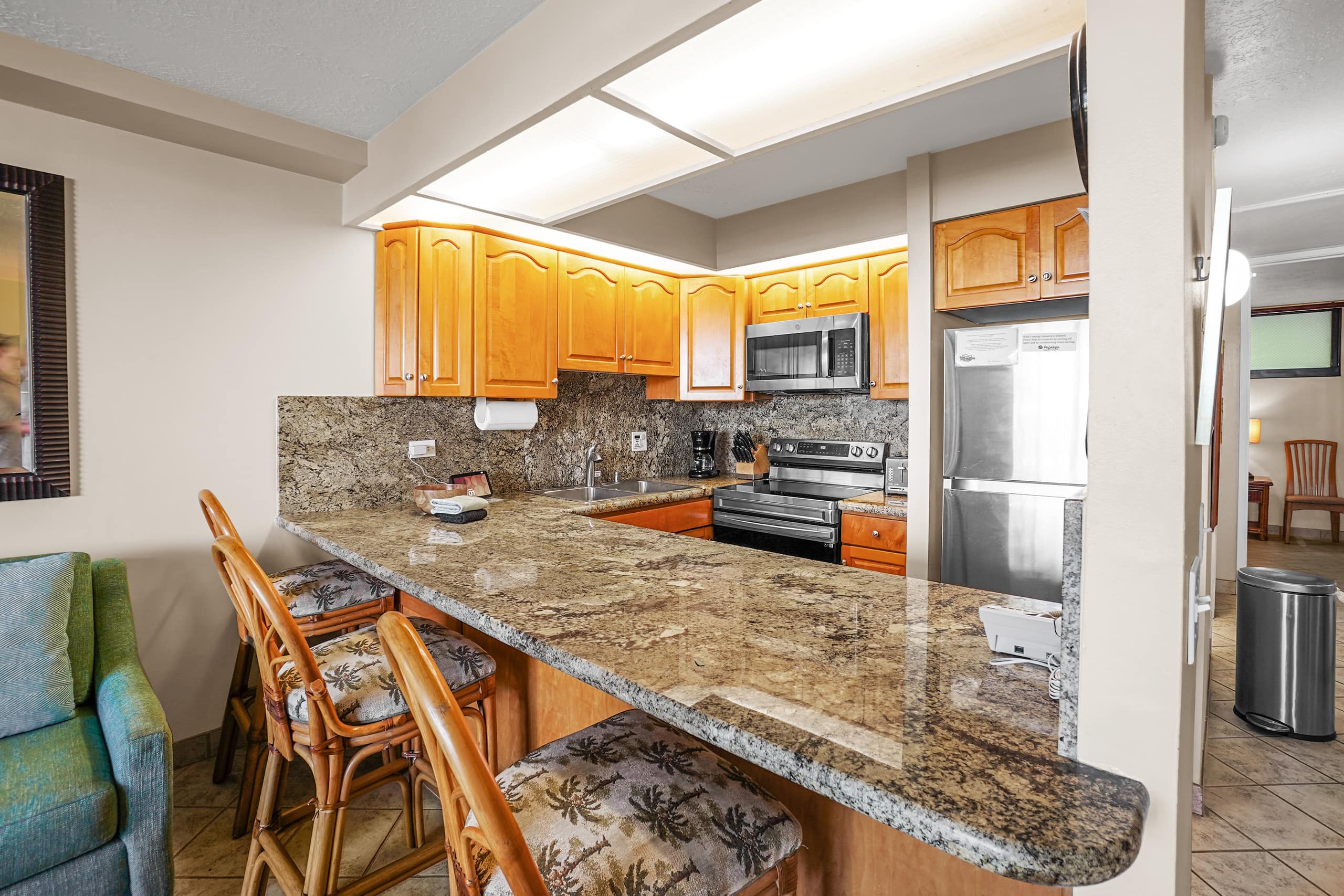 Home in Lahaina · ★4.71 · 2 bedrooms · 3 beds · 2 private baths - Image 10