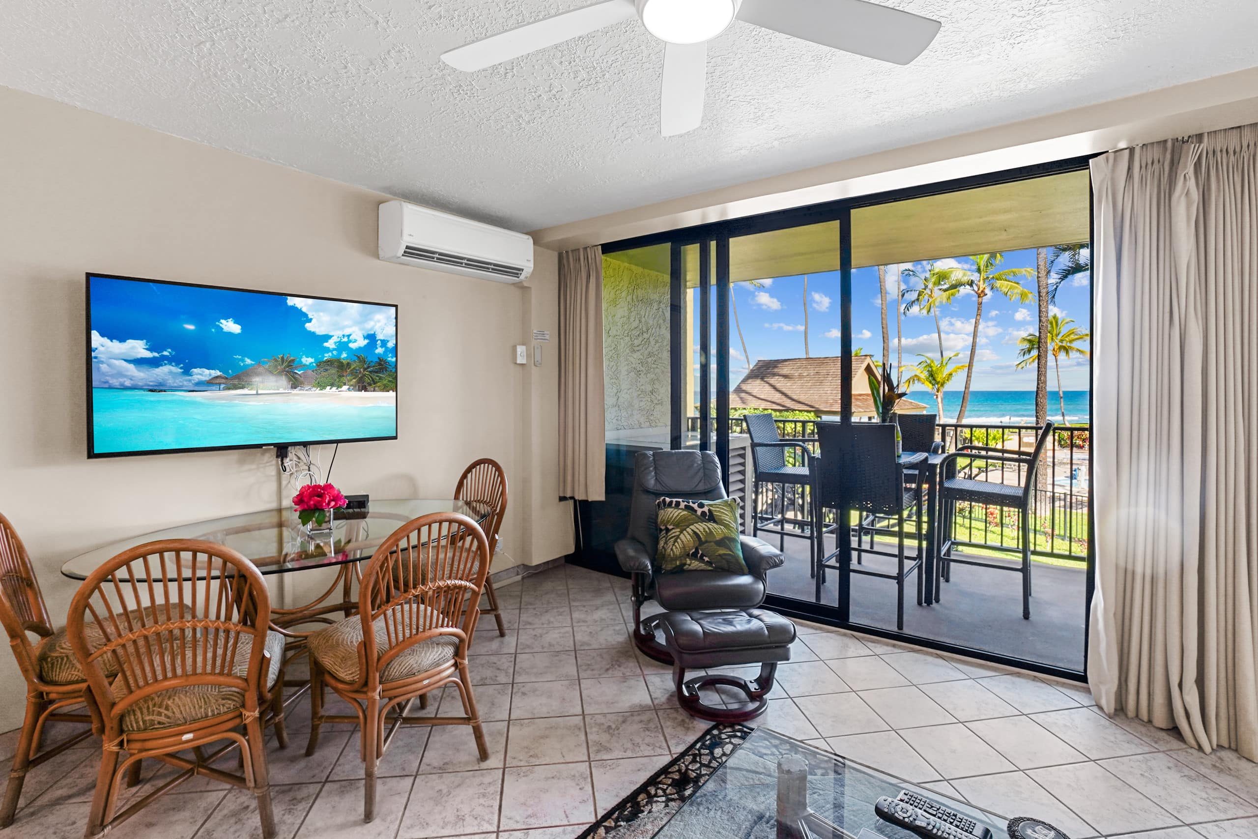 Home in Lahaina · ★4.71 · 2 bedrooms · 3 beds · 2 private baths - Image 13