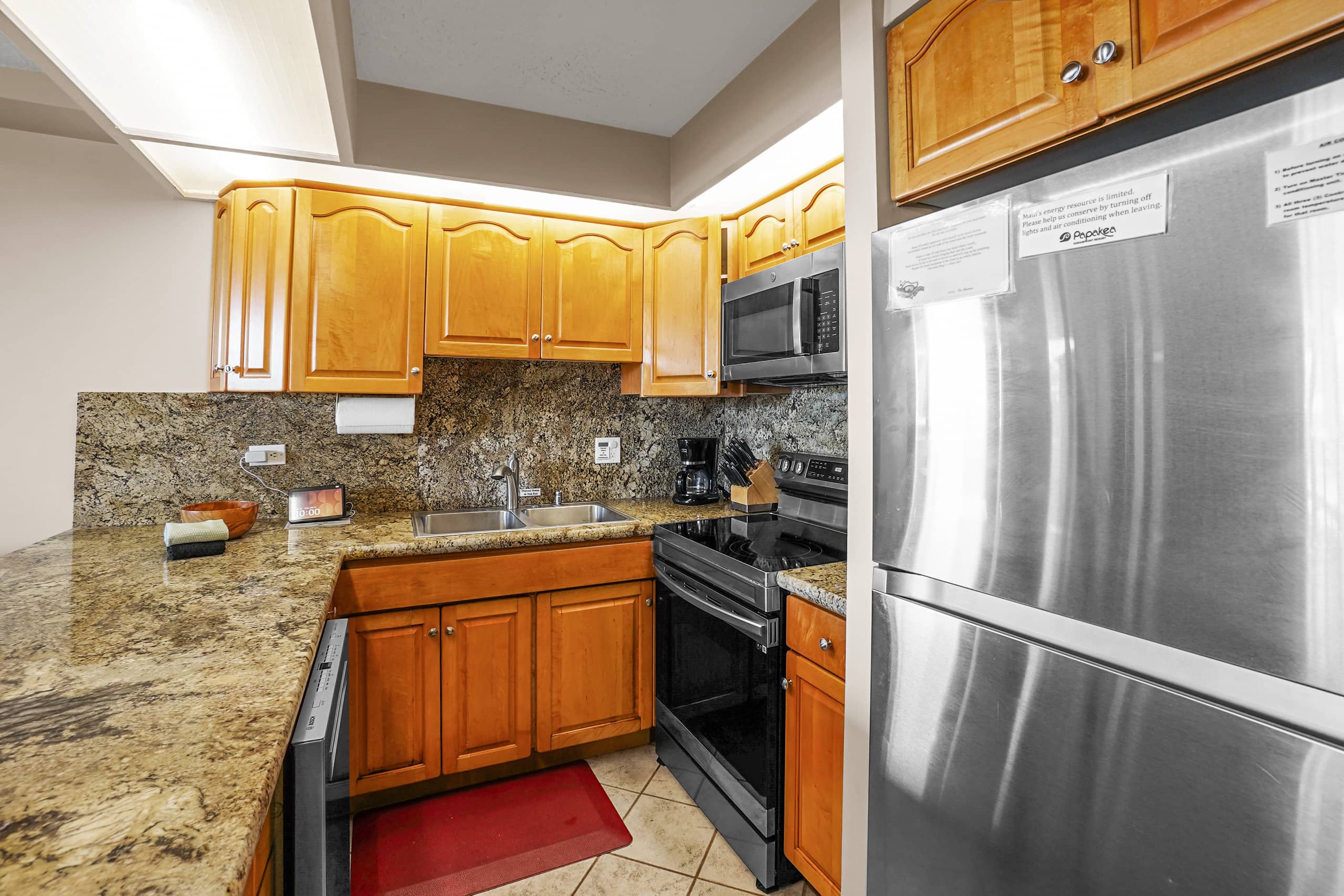 Home in Lahaina · ★4.71 · 2 bedrooms · 3 beds · 2 private baths - Image 11