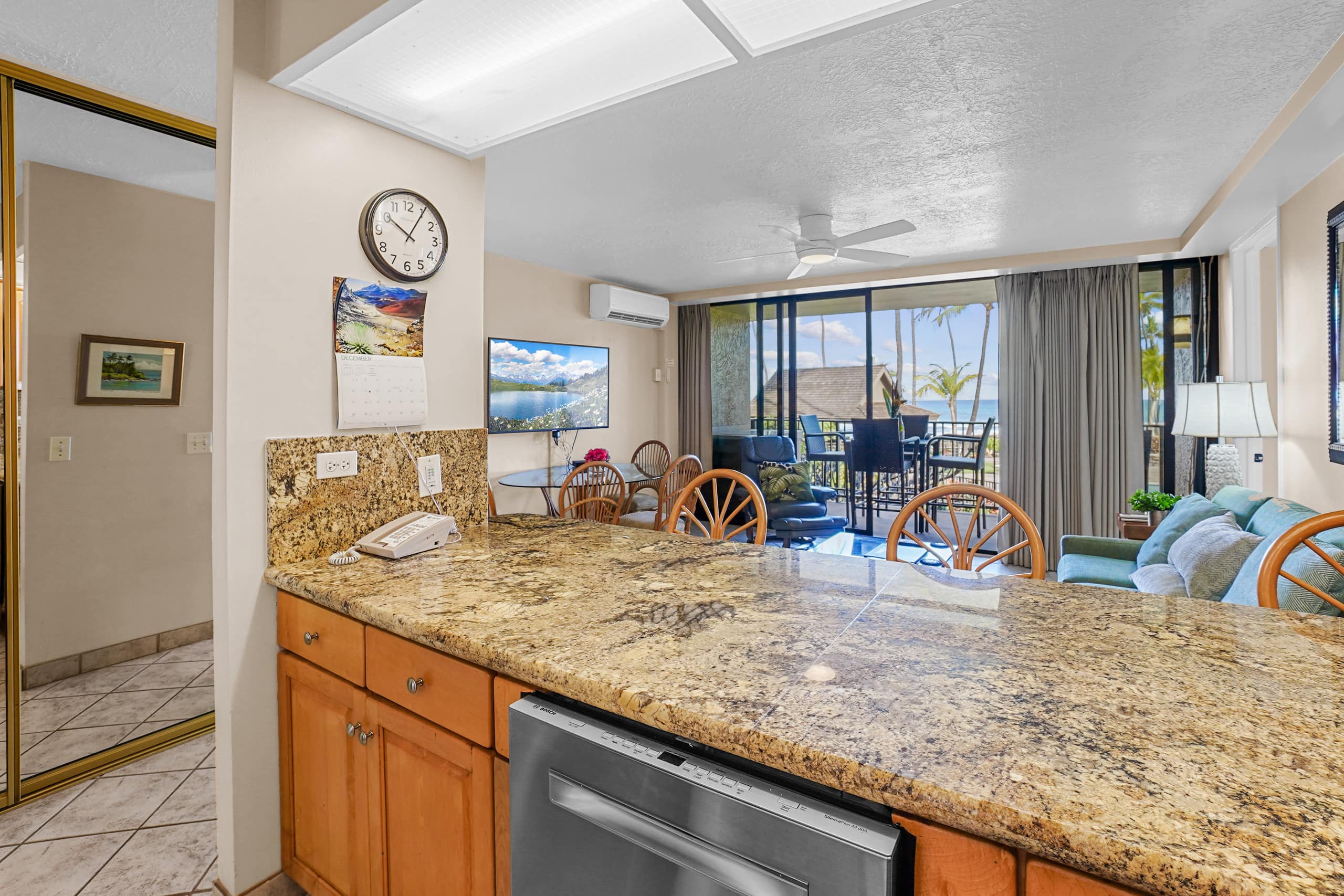 Home in Lahaina · ★4.71 · 2 bedrooms · 3 beds · 2 private baths - Image 12