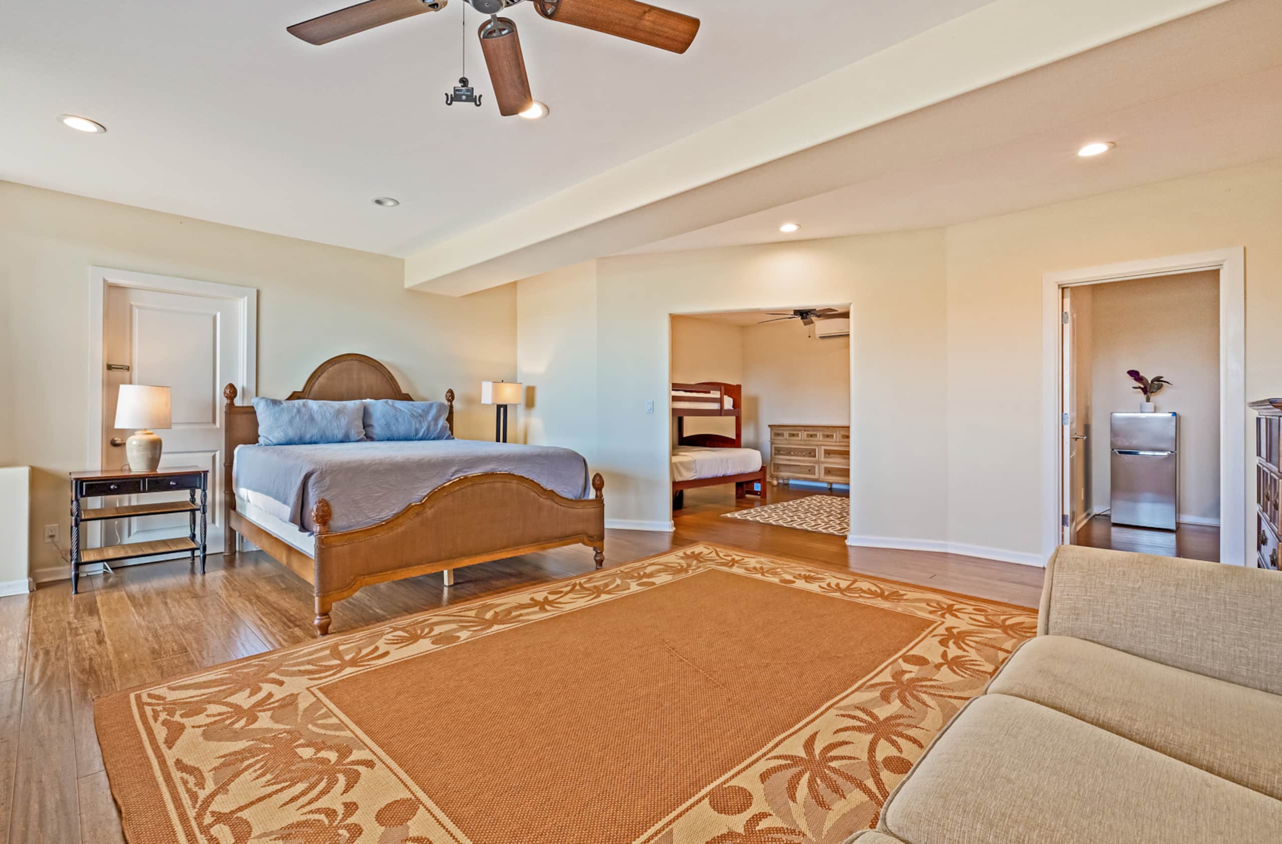 Home in Lahaina · ★4.83 · 6 bedrooms · 9 beds · 3 baths - Image 27