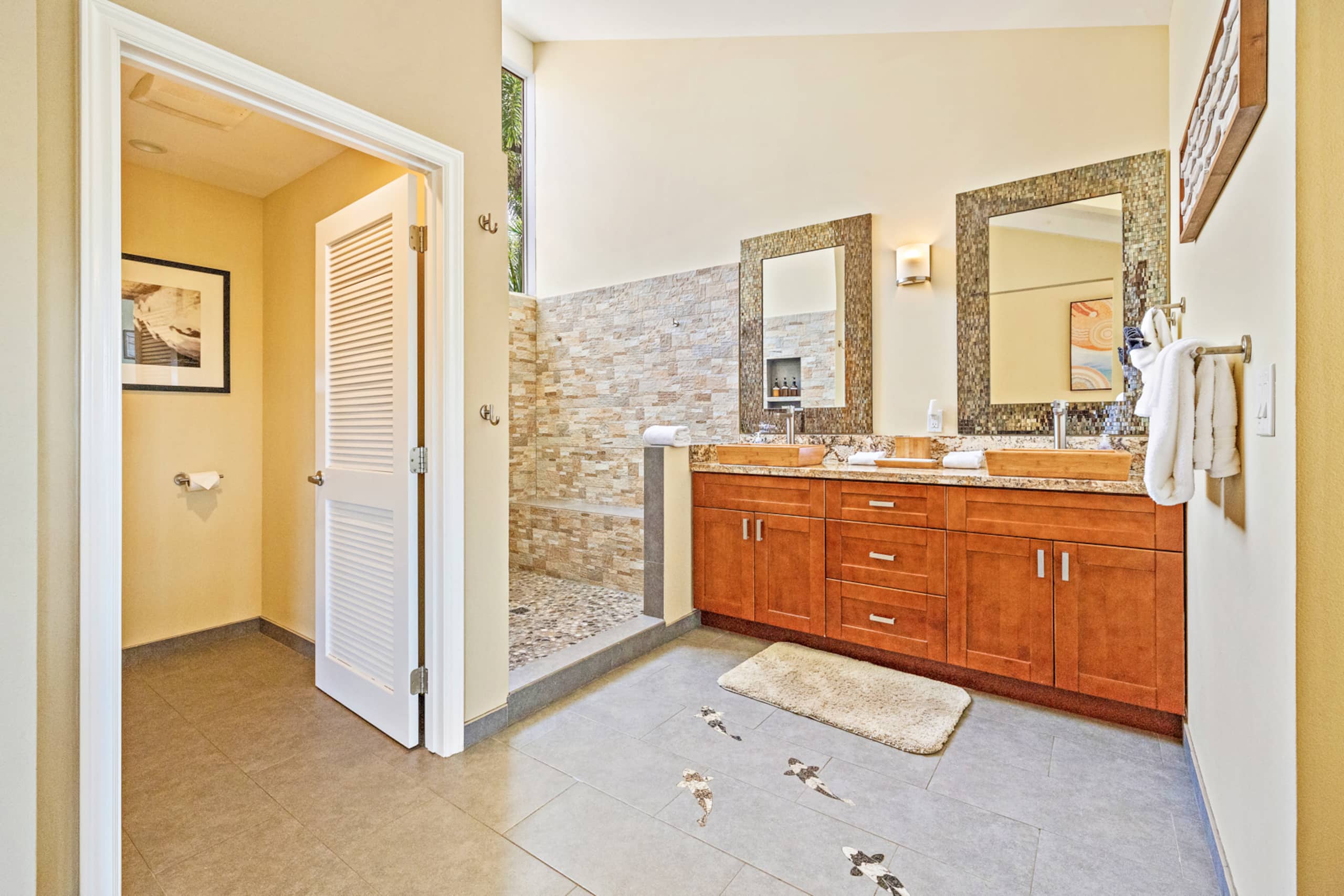 Home in Lahaina · ★4.83 · 6 bedrooms · 9 beds · 3 baths - Image 33