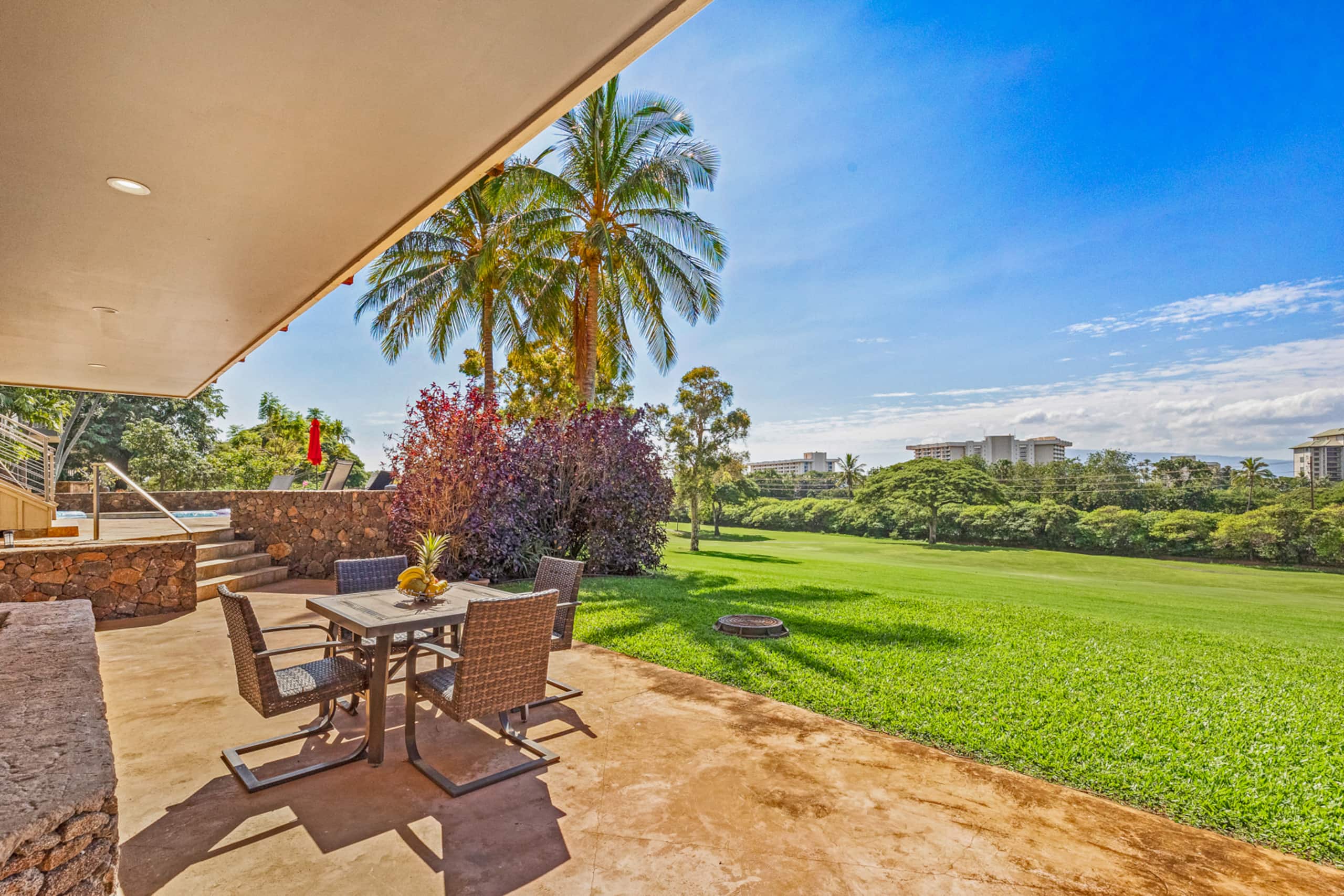 Home in Lahaina · ★4.83 · 6 bedrooms · 9 beds · 3 baths - Image 39