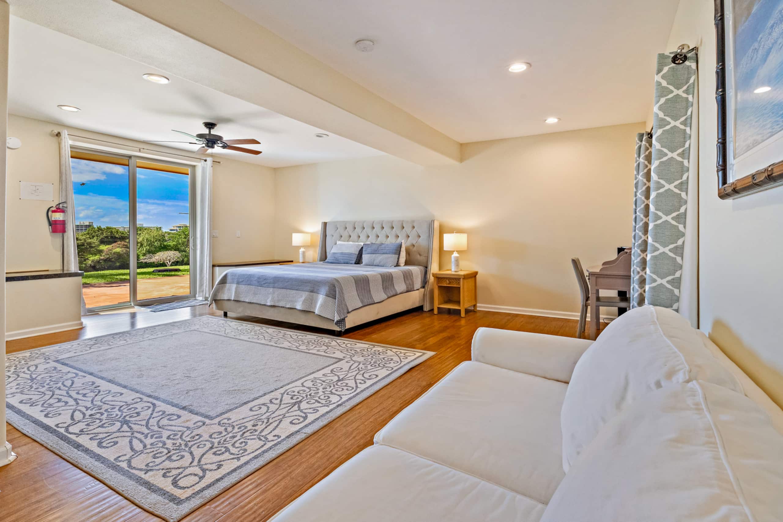 Home in Lahaina · ★4.83 · 6 bedrooms · 9 beds · 3 baths - Image 31