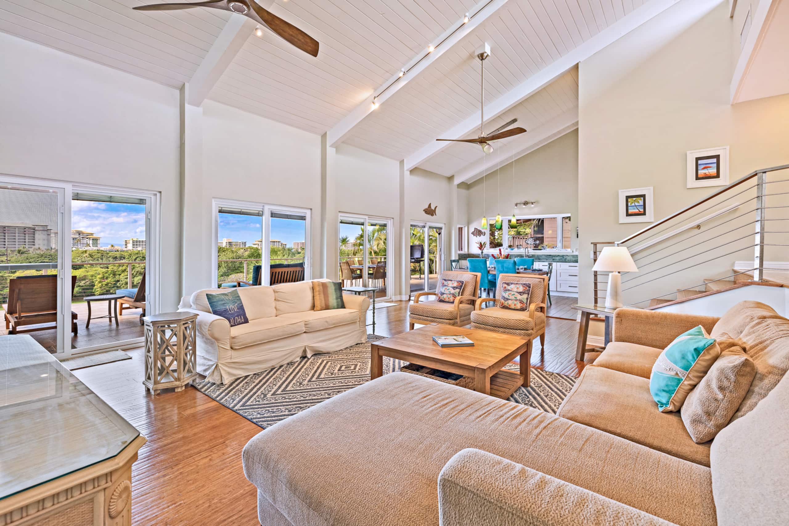 Home in Lahaina · ★4.83 · 6 bedrooms · 9 beds · 3 baths - Image 1