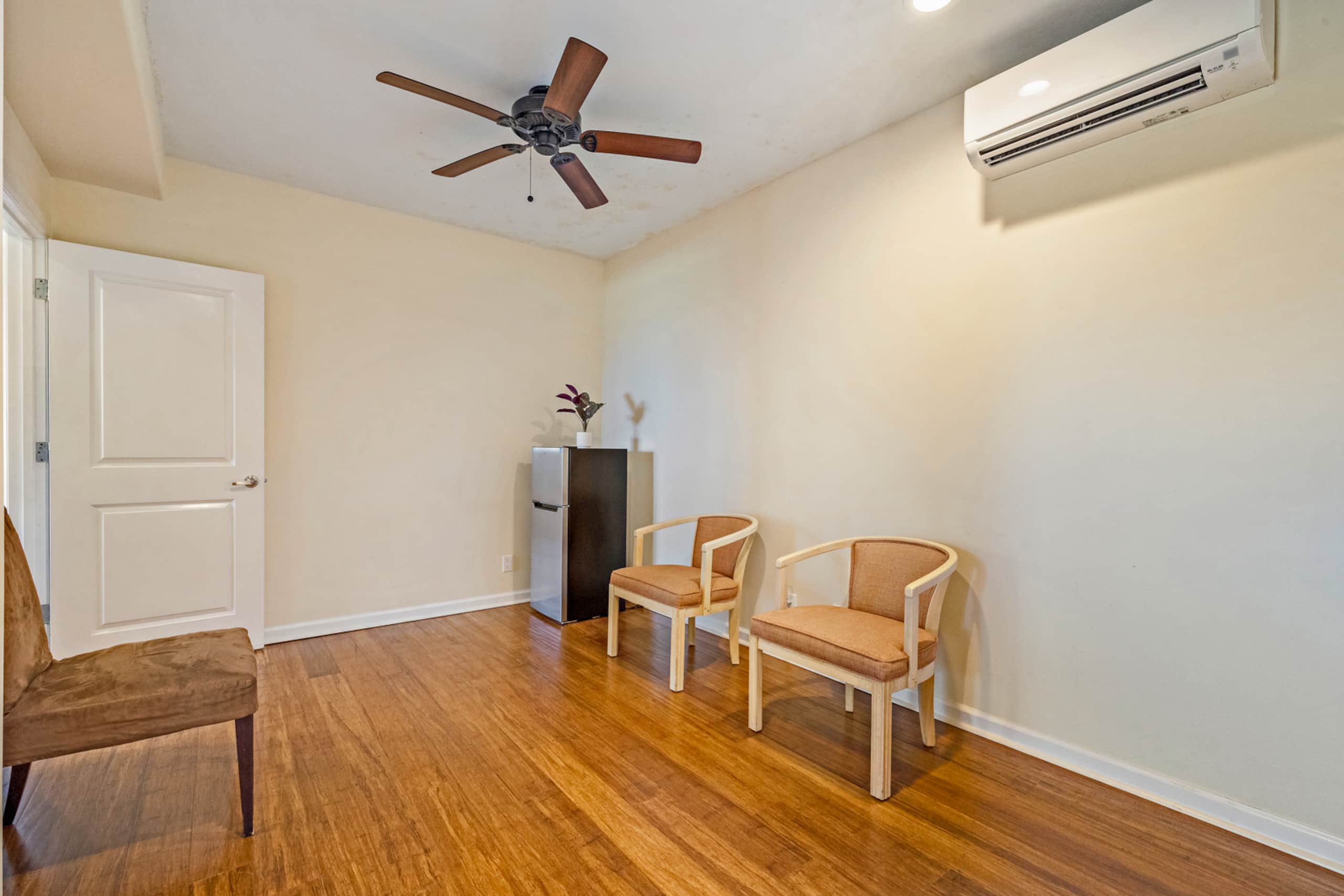Home in Lahaina · ★4.83 · 6 bedrooms · 9 beds · 3 baths - Image 29