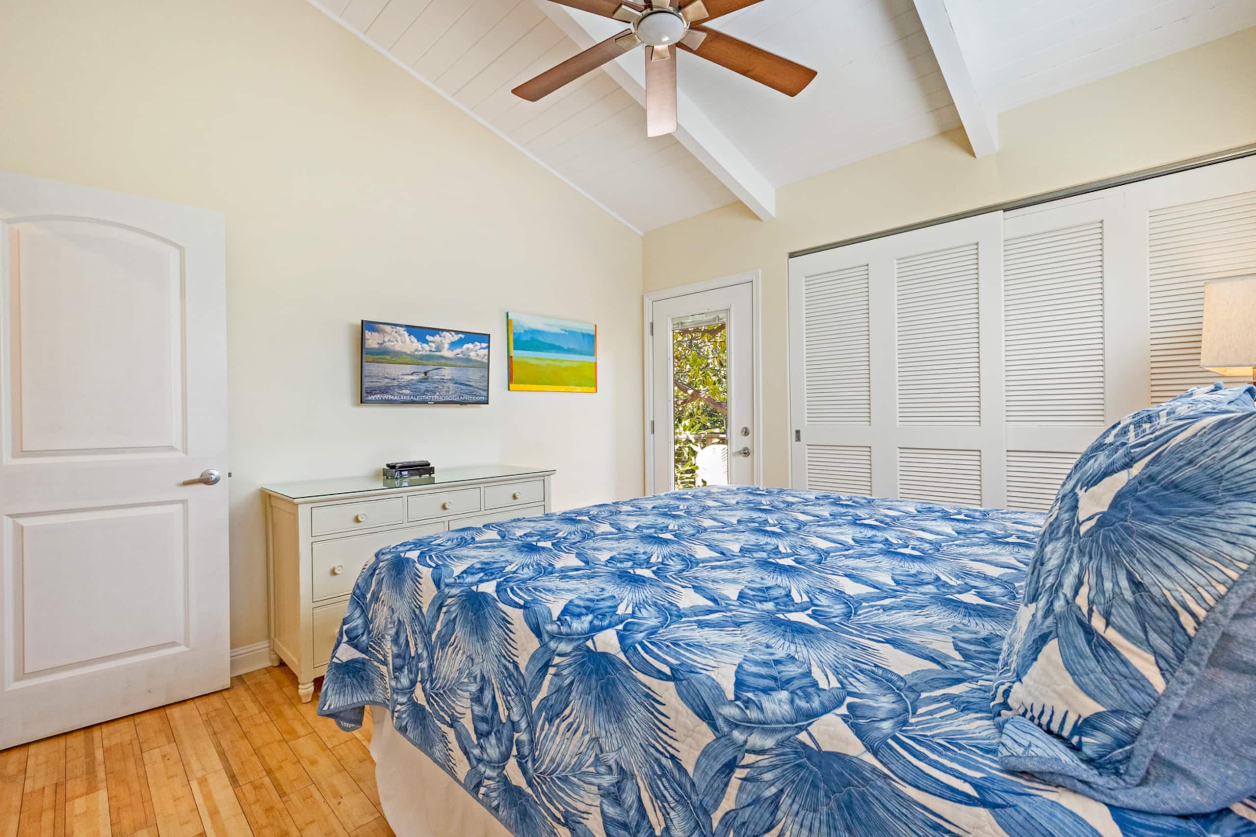 Home in Lahaina · ★4.83 · 6 bedrooms · 9 beds · 3 baths - Image 22
