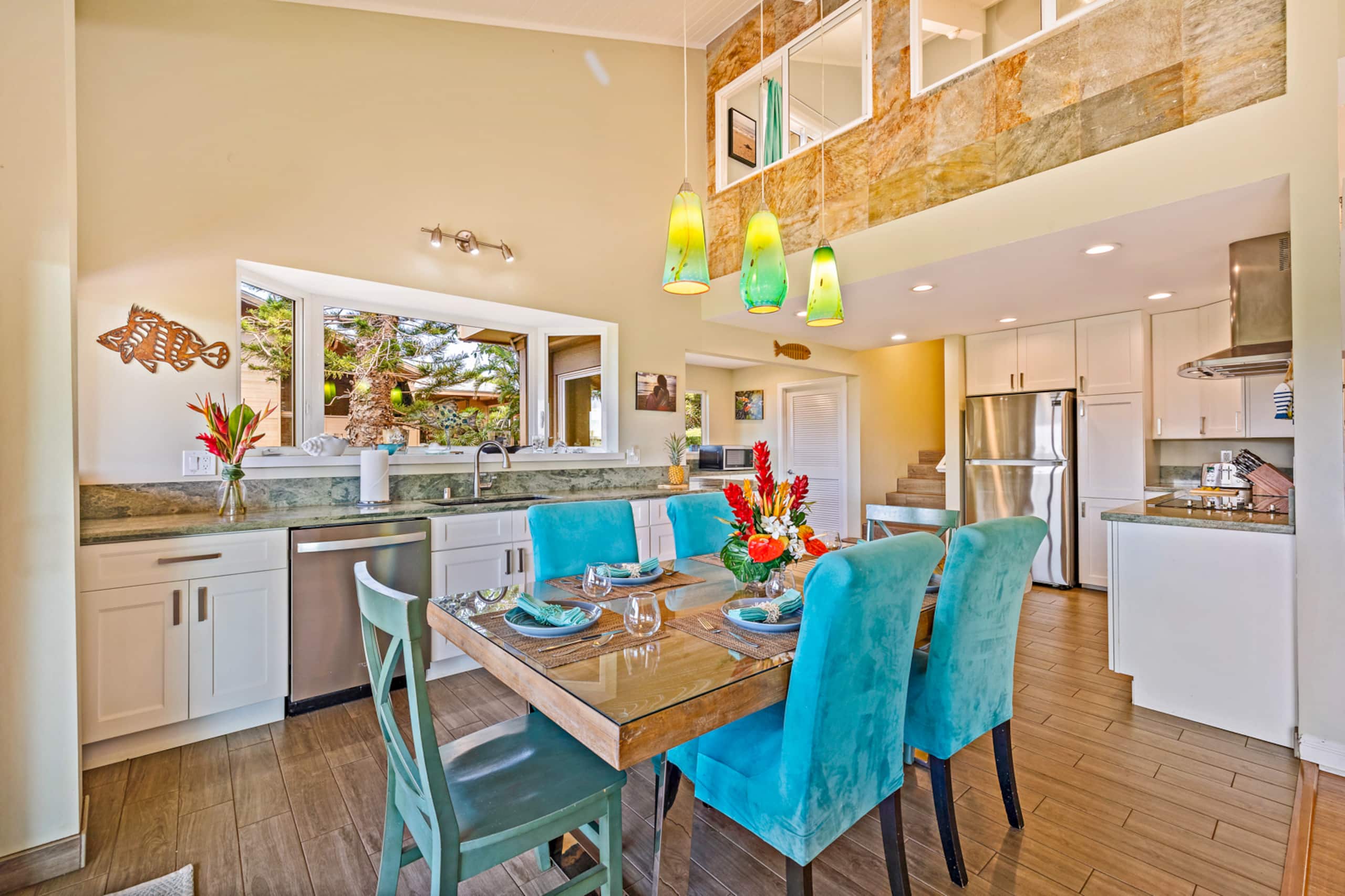 Home in Lahaina · ★4.83 · 6 bedrooms · 9 beds · 3 baths - Image 10