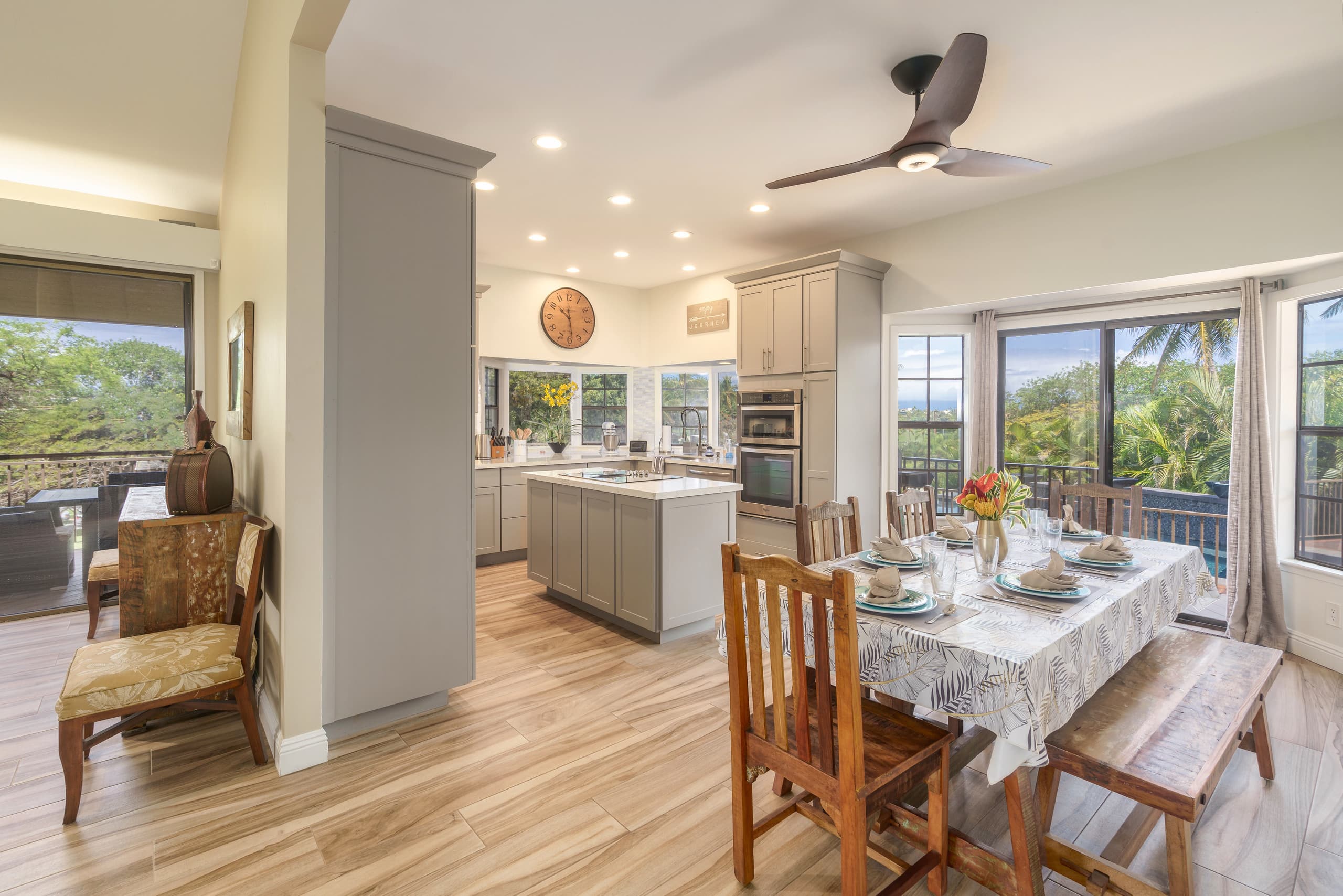 Home in Lahaina · ★4.86 · 3 bedrooms · 4 beds · 2 baths - Image 18