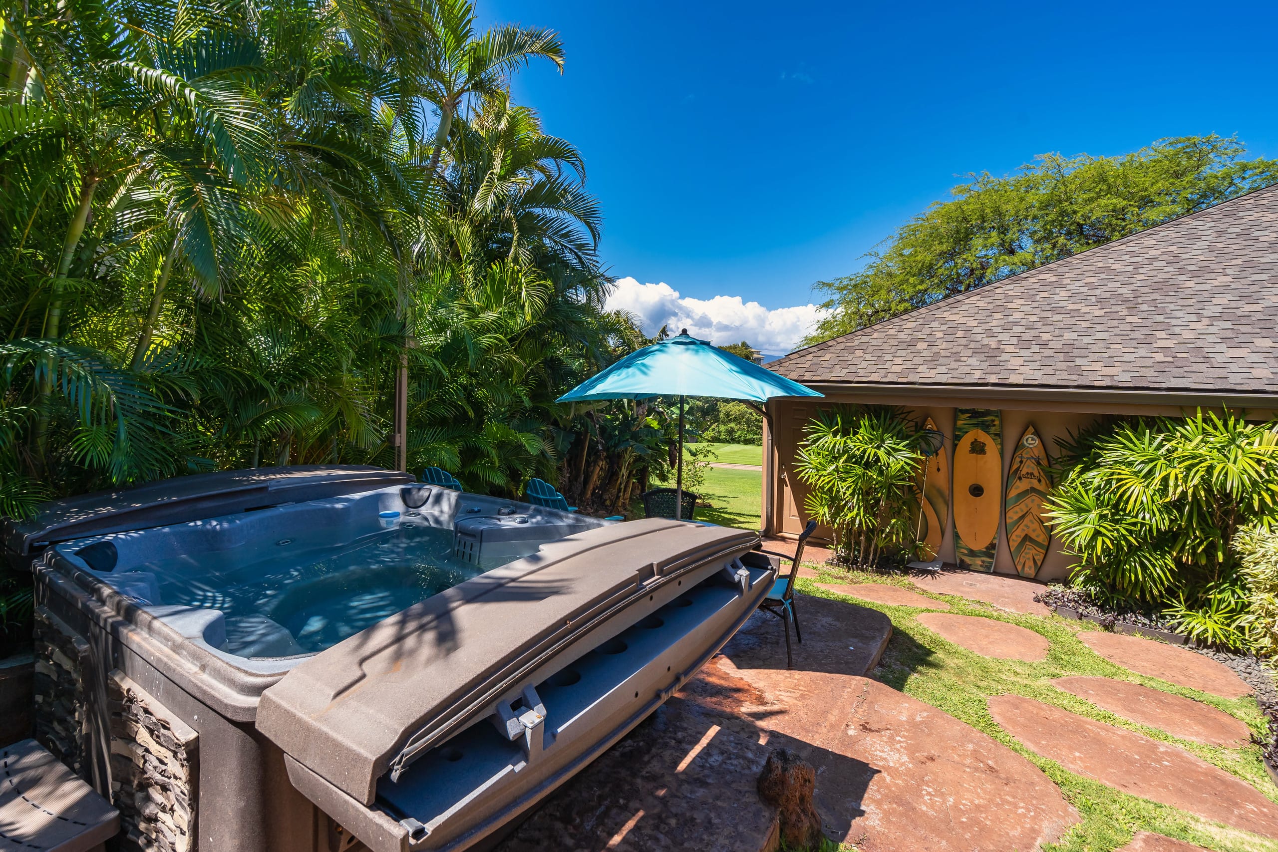 Home in Lahaina · ★4.86 · 3 bedrooms · 4 beds · 2 baths - Image 69