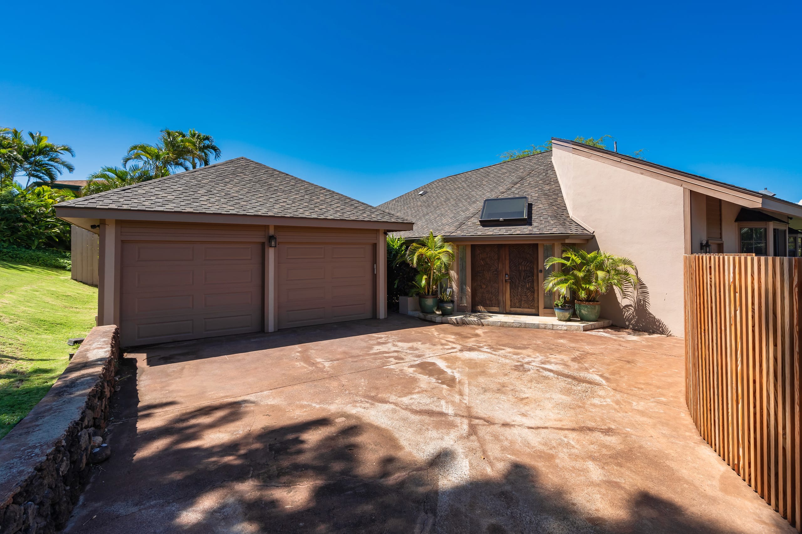 Home in Lahaina · ★4.86 · 3 bedrooms · 4 beds · 2 baths - Image 49