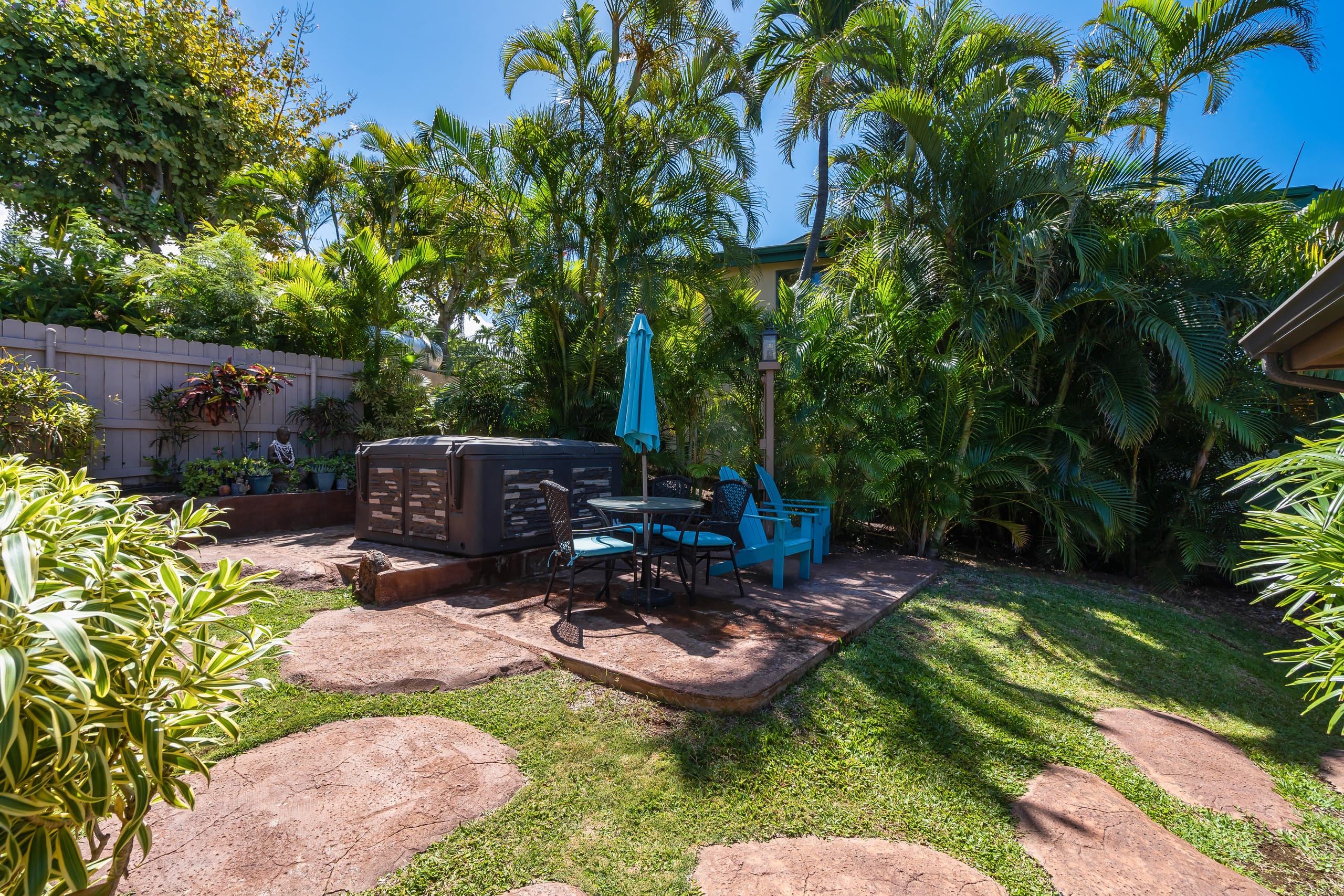 Home in Lahaina · ★4.86 · 3 bedrooms · 4 beds · 2 baths - Image 67