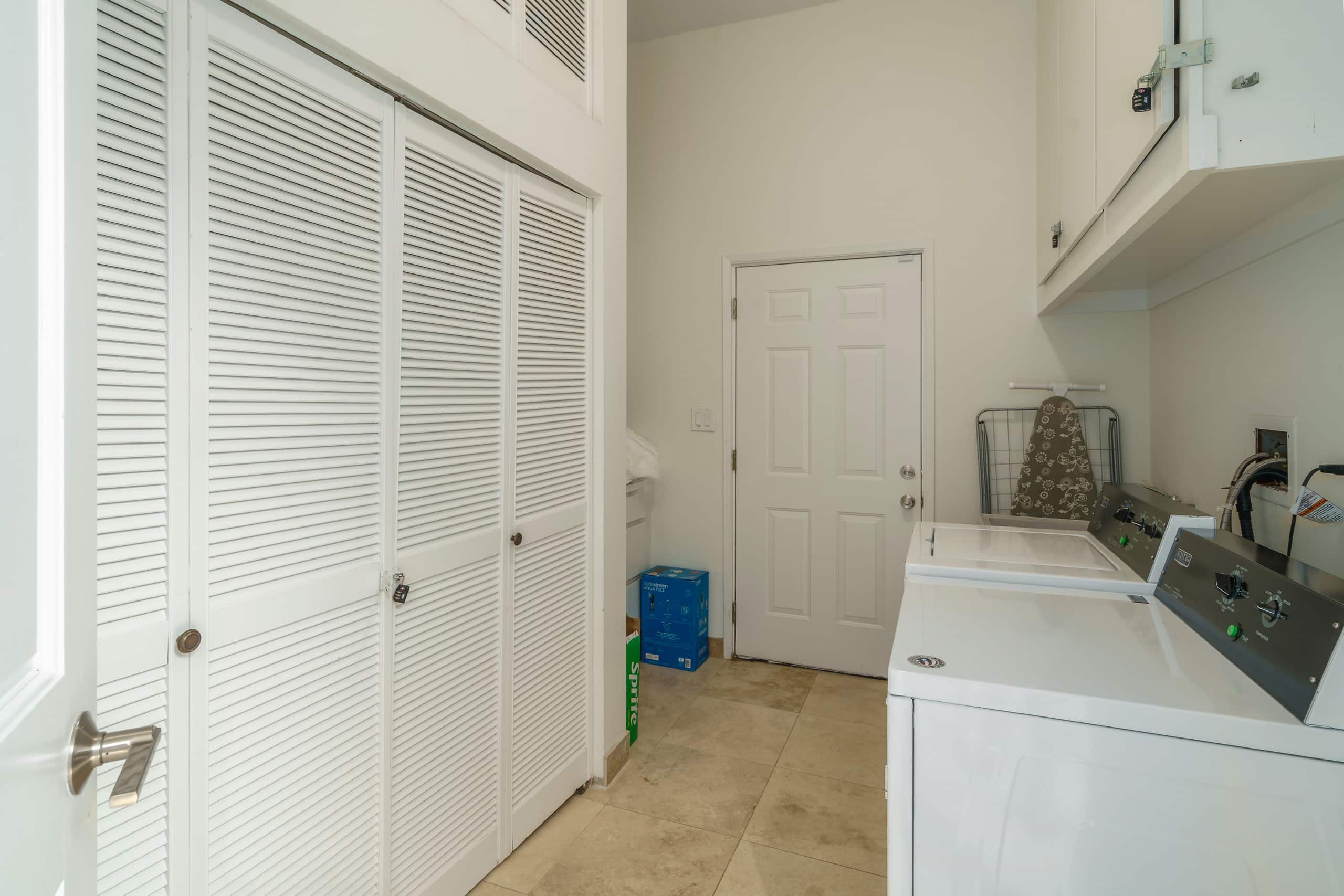 Home in Lahaina · ★4.86 · 3 bedrooms · 4 beds · 2 baths - Image 45