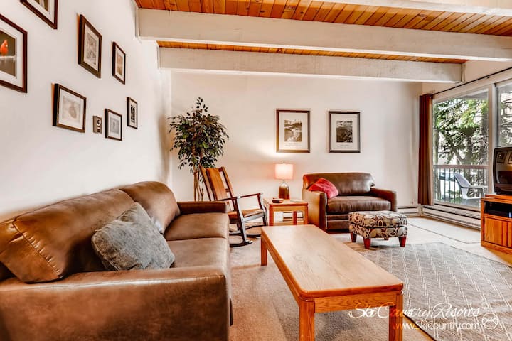 Experience The Ultimate Ski Retreat! Modest Condo Steps From Slopes Sdt6 - Breckenridge, CO