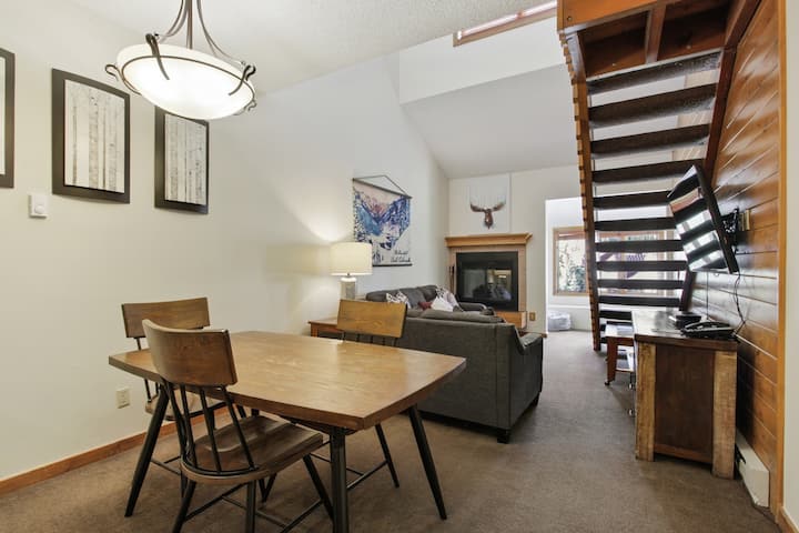 Foxpine 1 Bedroom + Loft Condo #307 By Redawning - Copper Mountain, CO
