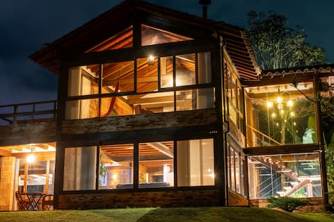 Rustic & Cozy Retreat Close to Medellín