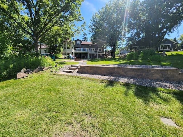 Terryll Bayside Lake Home | Dock, Kayaks, Firepit!