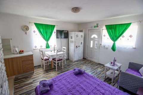 Top Airbnb: Quiet retreat for a Perfect holiday".free parking in Rožat