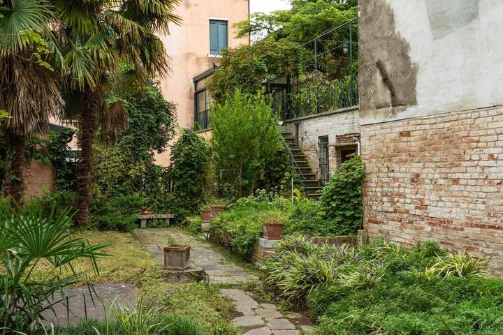 Ca’ delle tartarughe a Dorsoduro gallery image 3