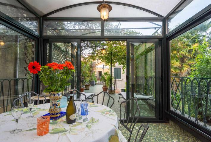 Ca’ delle tartarughe a Dorsoduro