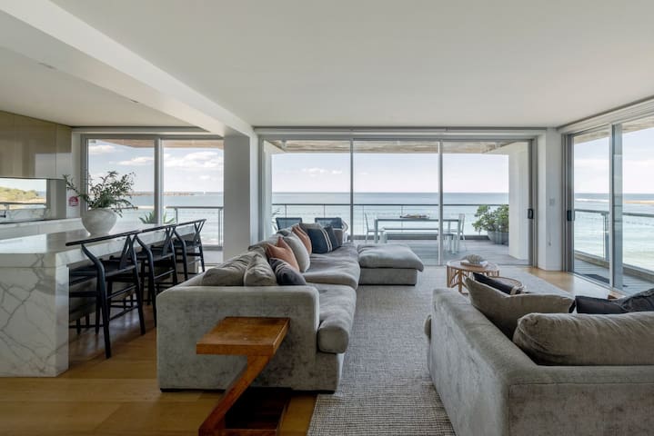 Holiday Yamba managed Airbnb listing 1