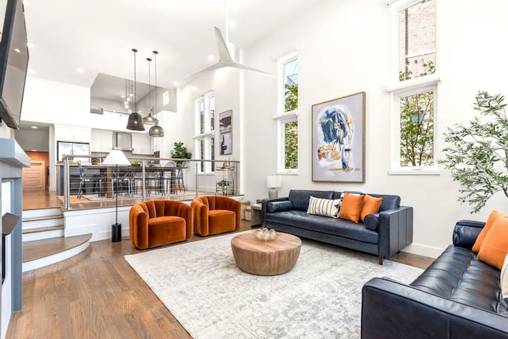 Downtown｜Luxe ‘Central Park’ Home｜3blocks to Vandy