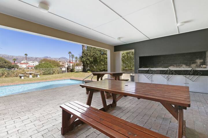 Laguna Beach B8 gallery image 4