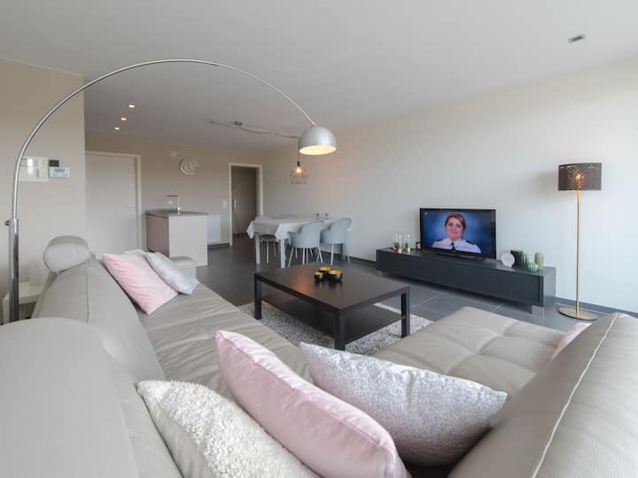 Solis With Balcony By Interhome - Bredene