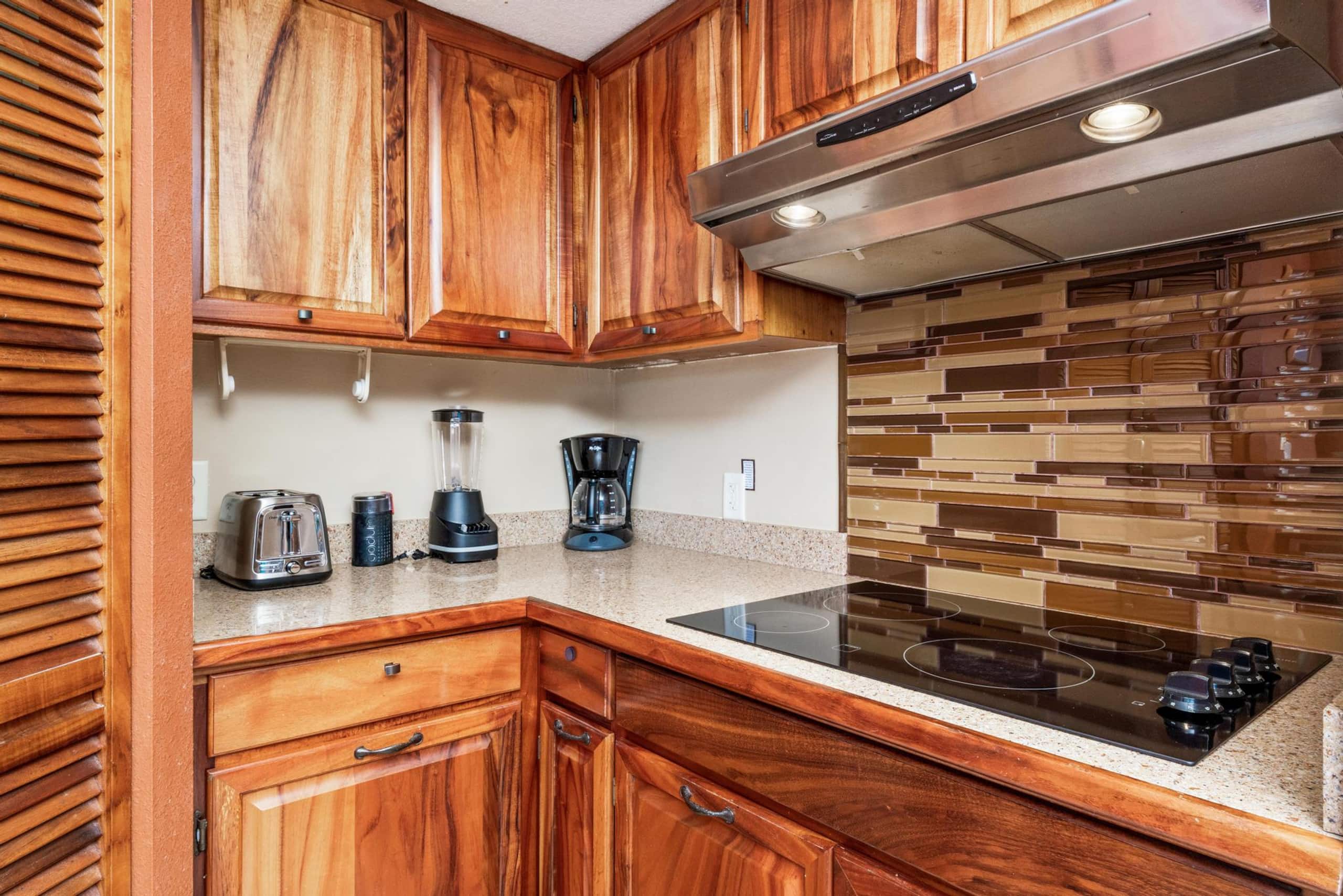 Condo in Kailua-Kona · ★4.63 · 2 bedrooms · 3 beds · 2 baths - Image 14