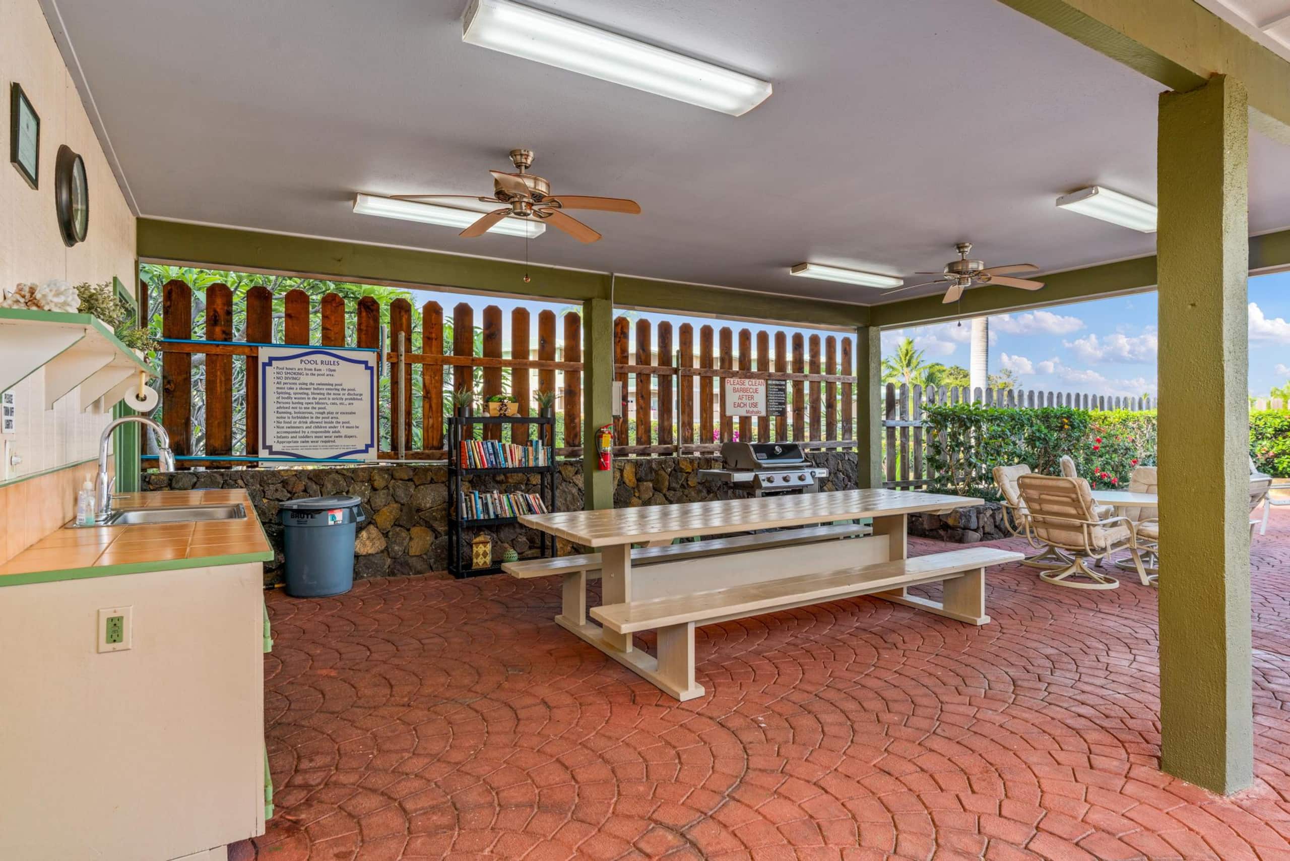 Condo in Kailua-Kona · ★4.63 · 2 bedrooms · 3 beds · 2 baths - Image 42