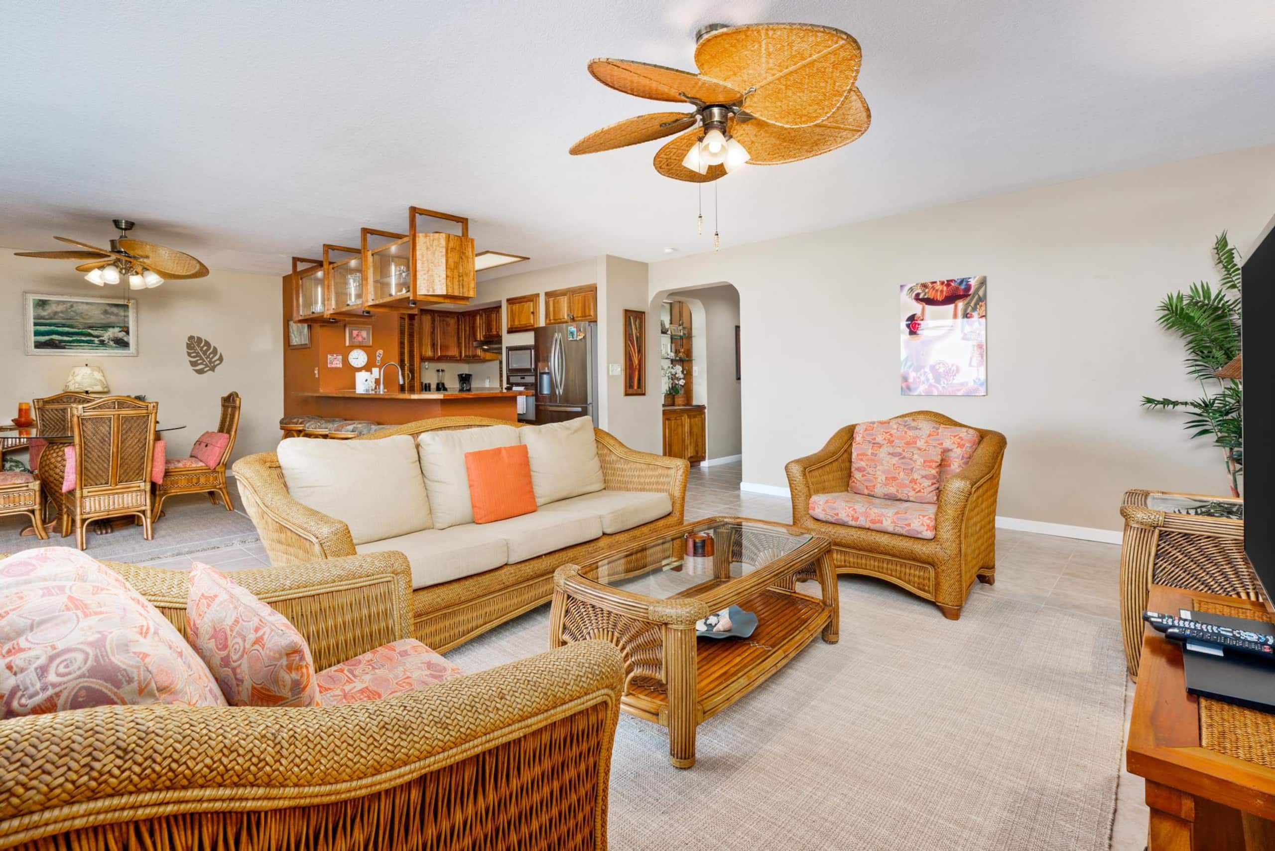Condo in Kailua-Kona · ★4.63 · 2 bedrooms · 3 beds · 2 baths - Image 3