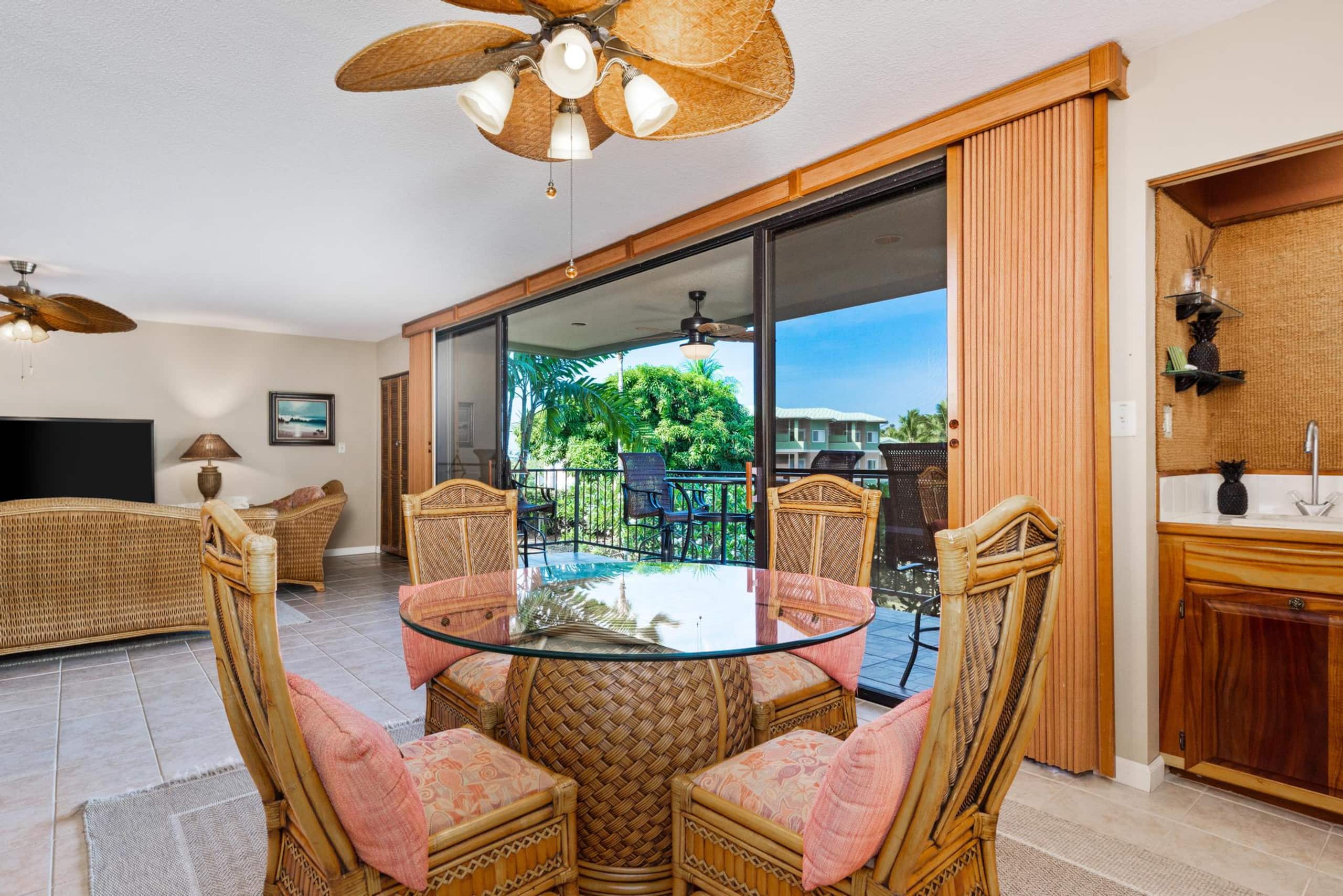 Condo in Kailua-Kona · ★4.63 · 2 bedrooms · 3 beds · 2 baths - Image 6