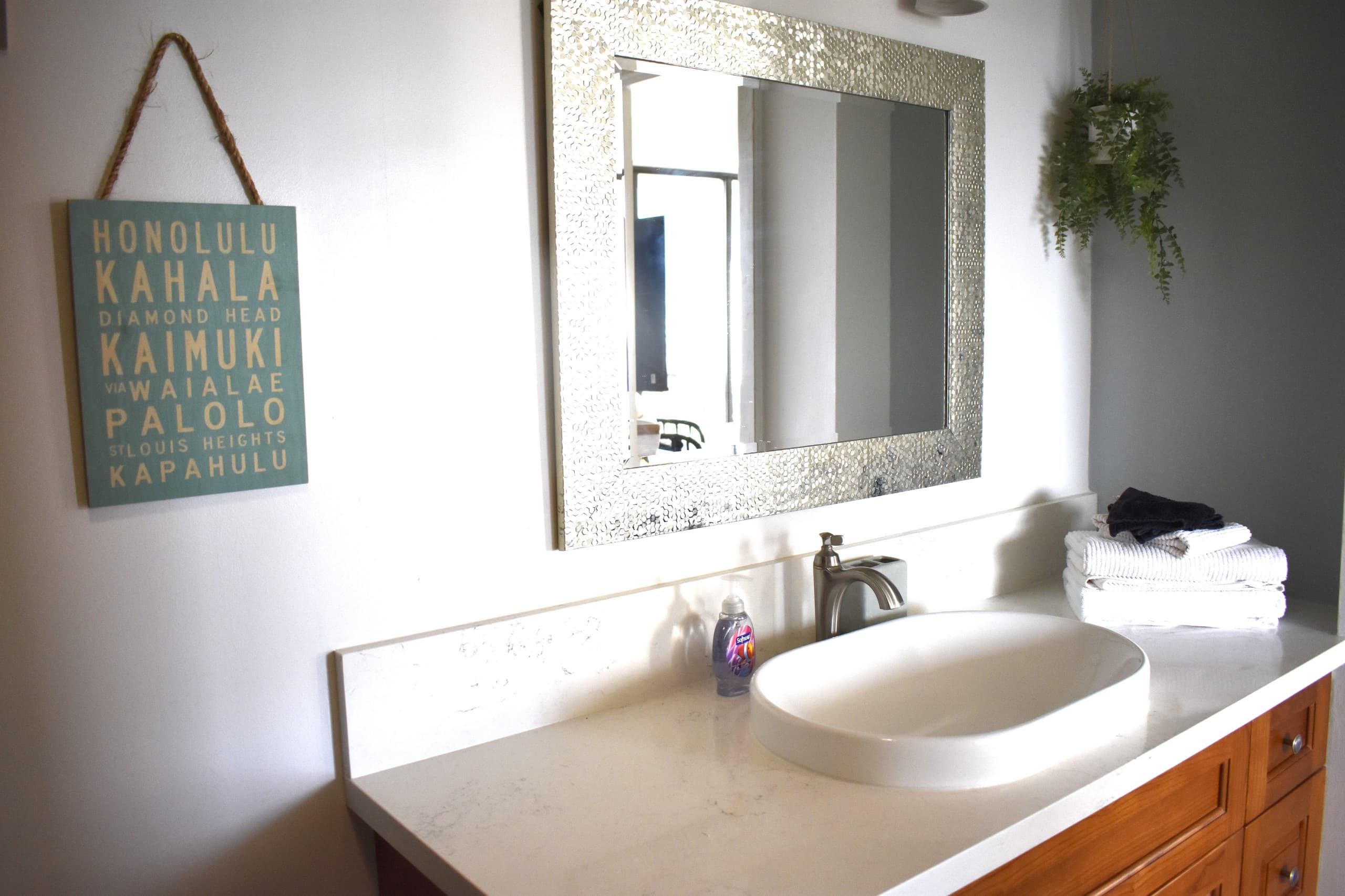 Condo in Honolulu · ★4.95 · 1 bedroom · 1 bed · 1 private bath - Image 27