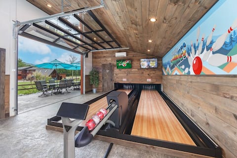 Family Cabin - Bowling, Pool, Mtn Views, Nintendo