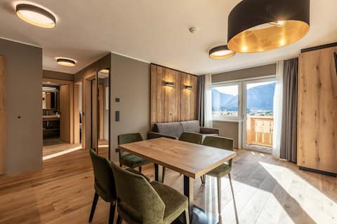 Top Airbnb: Zugspitz Residence Top 10 - Family Apartment in Ehrwald