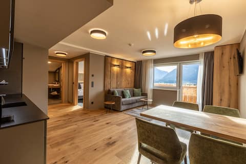 Top Airbnb: Zugspitz Residence Top 12 - Comfort Apartment in Ehrwald