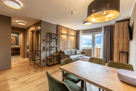 Top Airbnb: Zugspitz Residence Top 4 - Family Apartment in Ehrwald
