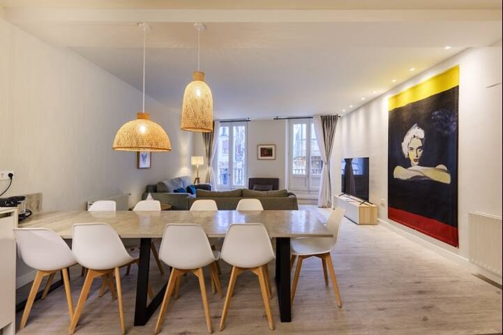 TuApartamento managed Airbnb listing 2