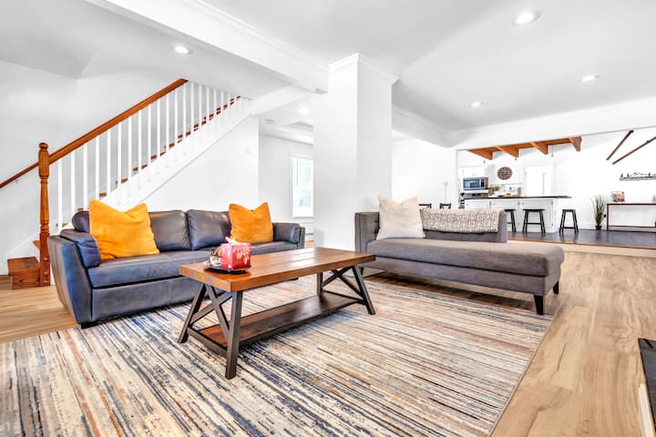 Trails, Kids Loft, Firepit, And Walk To Downtown - North Conway, NH