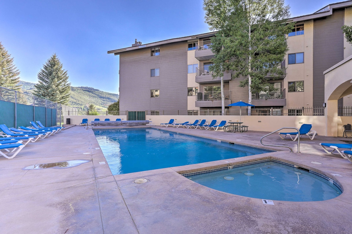 Visual Reference: Upscale Avon Condo W Balcony Mountain View
