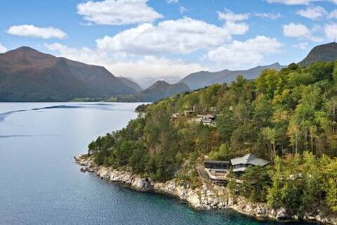 Stunning house in the fjords (8-14 people)