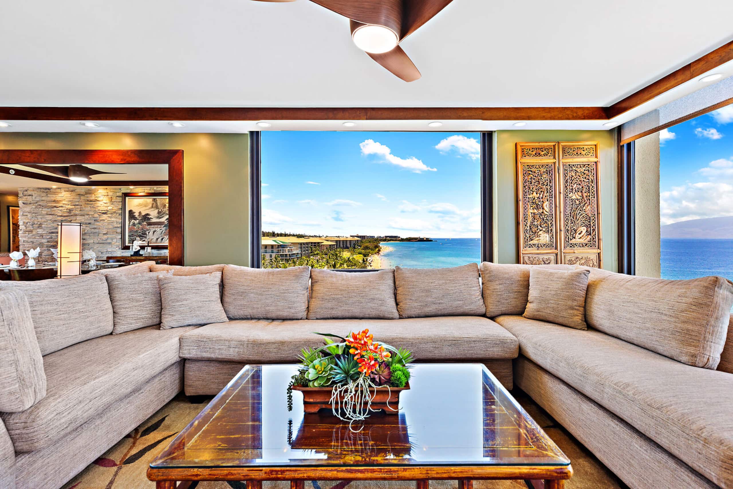 Condo in Lahaina · ★4.89 · 2 bedrooms · 2 beds · 2 baths - Image 8