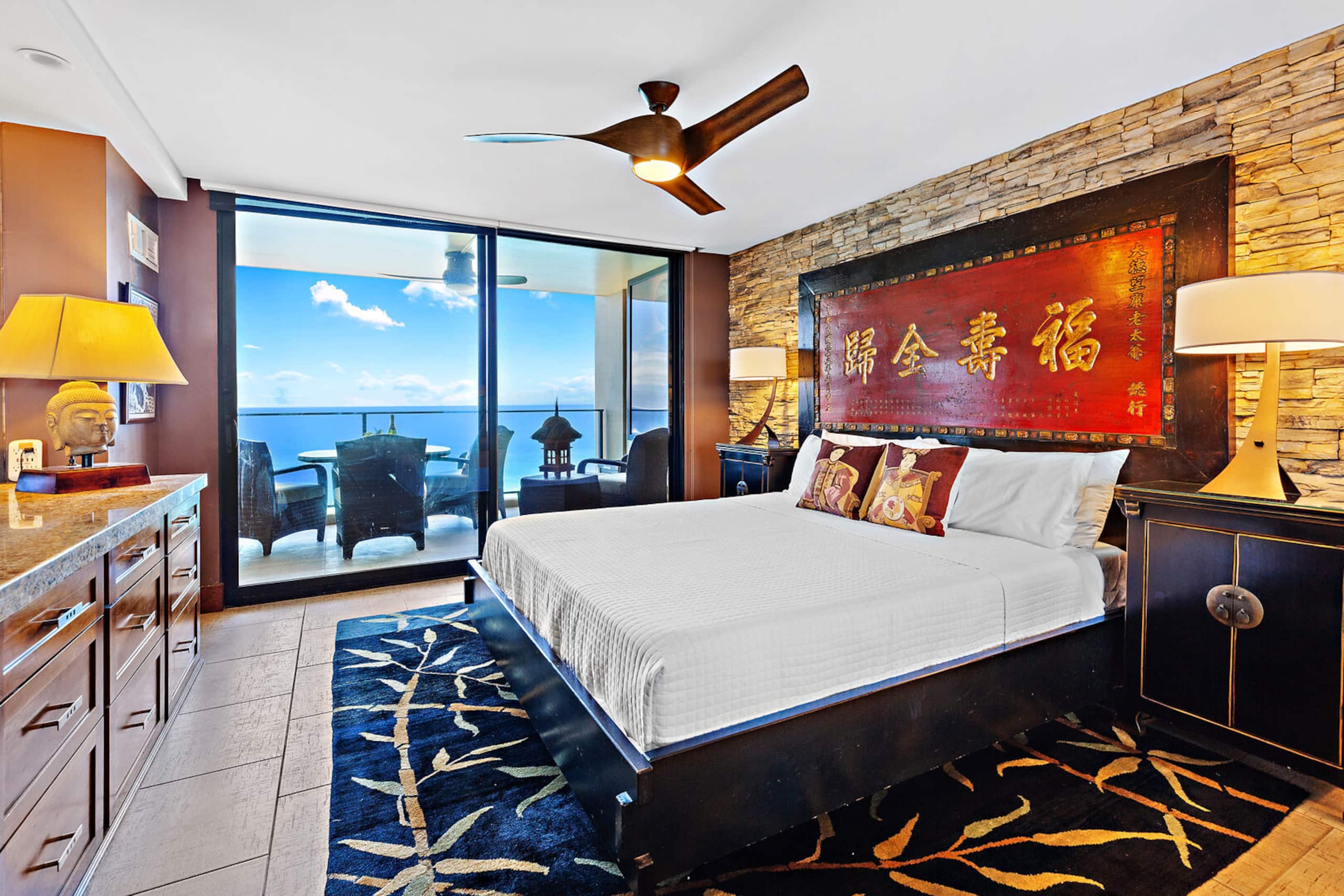 Condo in Lahaina · ★4.89 · 2 bedrooms · 2 beds · 2 baths - Image 27