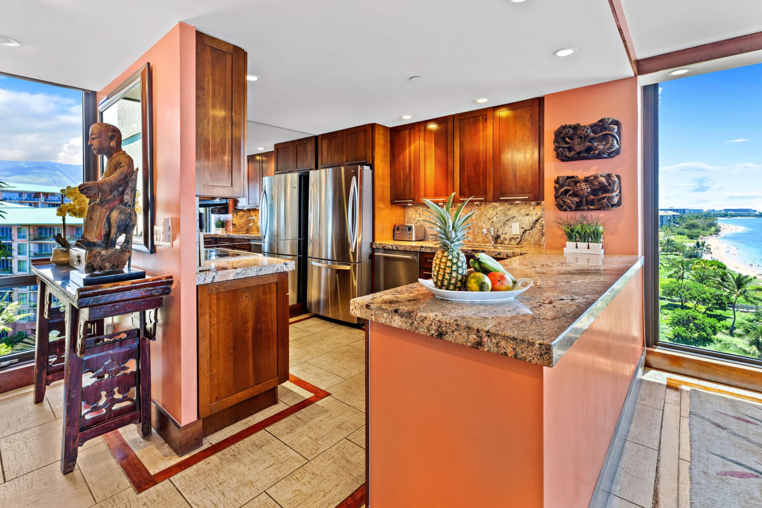 Condo in Lahaina · ★4.89 · 2 bedrooms · 2 beds · 2 baths - Image 16