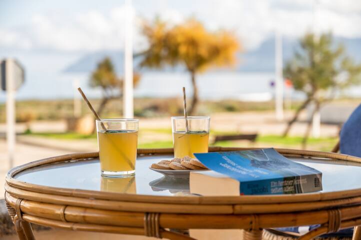 Cas Cover gallery image 2