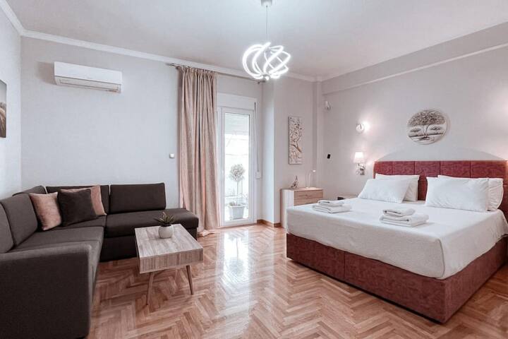 Penthouse – Amazing View in the Center of Athens