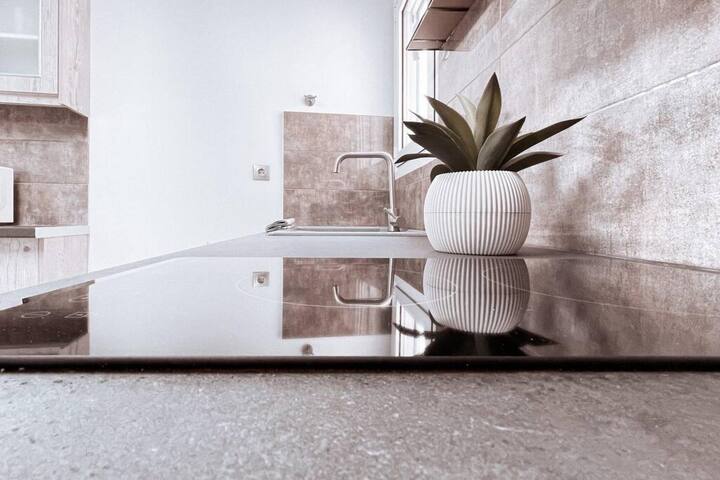 Penthouse – Amazing View in the Center of Athens gallery image 4