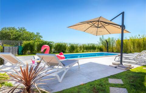 3 bedroom beautiful home in Jadreski