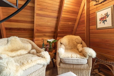 Chalet near Curitiba, Wood-burning Stove and Jacuz
