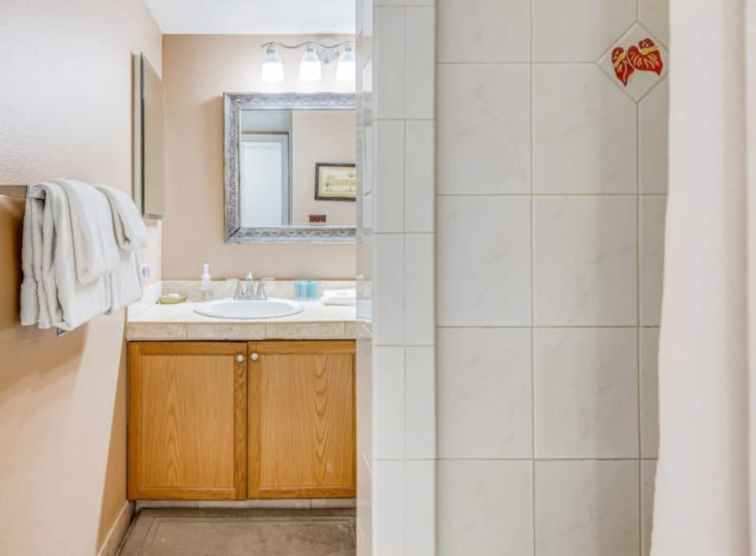 Condo in Kihei · ★4.8 · 2 bedrooms · 3 beds · 2 shared baths - Image 44